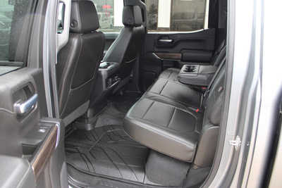 2020 Chevrolet 1500 Crew Cab, $36995. Photo 10