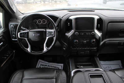 2020 Chevrolet 1500 Crew Cab, $39995. Photo 11