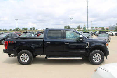 2022 Ford F250 Crew Cab, $48995. Photo 4