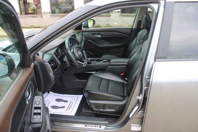 2023 Nissan Rogue, $26995. Photo 9