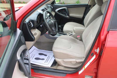 2008 Toyota RAV4, $3200. Photo 9