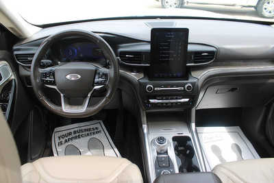 2020 Ford Explorer, $24995. Photo 11
