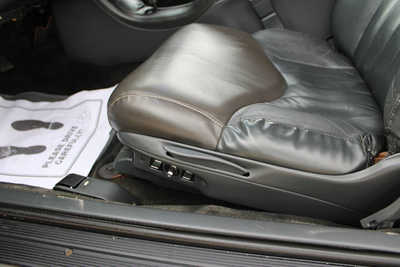 1995 Oldsmobile Cutlass Supreme, $7995. Photo 10