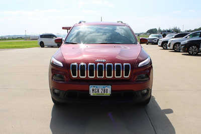 2017 Jeep Cherokee, $14995. Photo 2