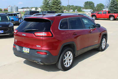 2017 Jeep Cherokee, $14995. Photo 5