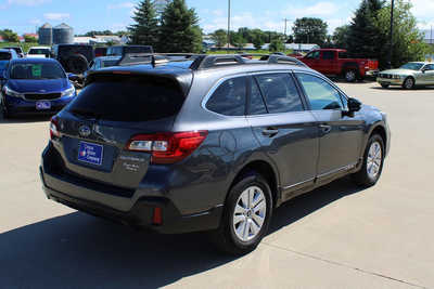 2019 Subaru Outback, $19995. Photo 5