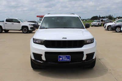 2023 Jeep Grand Cherokee L, $36995. Photo 2