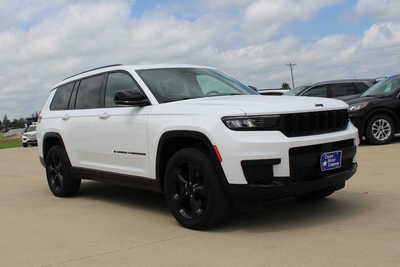 2023 Jeep Grand Cherokee L, $36995. Photo 3