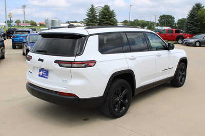2023 Jeep Grand Cherokee L, $36995. Photo 5