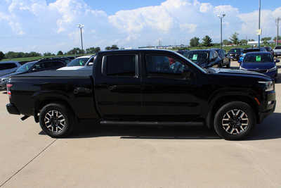 2022 Nissan Frontier, $31995. Photo 4