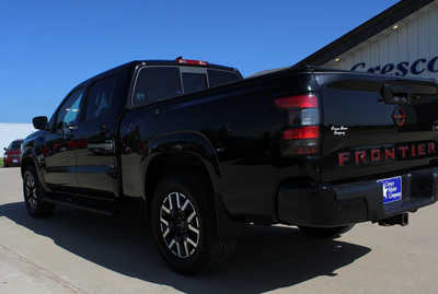 2022 Nissan Frontier, $31995. Photo 7