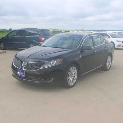 2015 Lincoln MKS, $9995. Photo 1