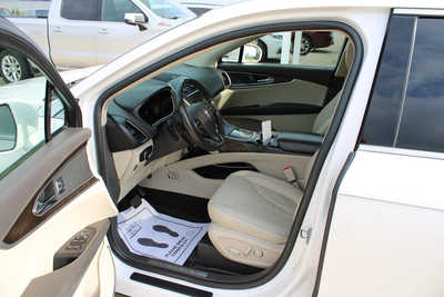 2017 Lincoln MKX, $19995. Photo 9