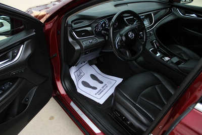 2017 Buick LaCrosse, $18995. Photo 12