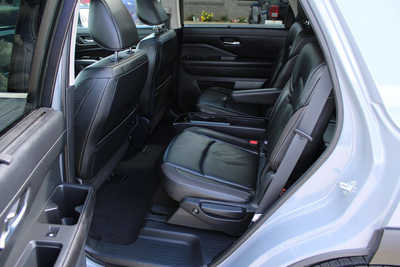 2022 Nissan Pathfinder, $33995. Photo 10