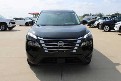 2024 Nissan Rogue, $24995. Photo 3