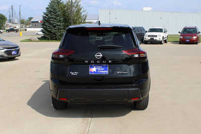 2024 Nissan Rogue, $24995. Photo 7