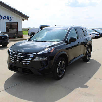 2024 Nissan Rogue, $24995. Photo 1