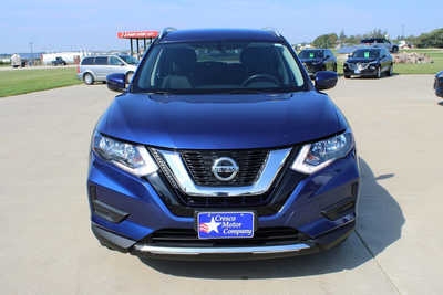 2018 Nissan Rogue, $9995. Photo 2