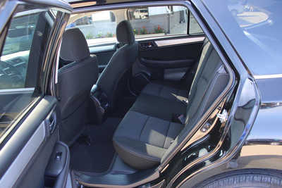 2018 Subaru Outback, $20995. Photo 9