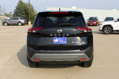 2022 Nissan Rogue, $26995. Photo 6