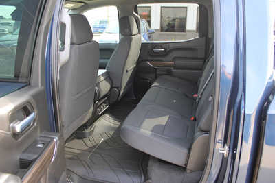 2022 Chevrolet 1500 Crew Cab, $37995. Photo 10