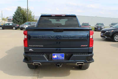 2022 Chevrolet 1500 Crew Cab, $37995. Photo 6