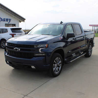 2022 Chevrolet 1500 Crew Cab, $37995. Photo 1