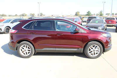 2024 Ford Edge, $24995. Photo 4