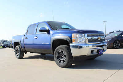2012 Chevrolet 1500 Crew Cab, $9995. Photo 3