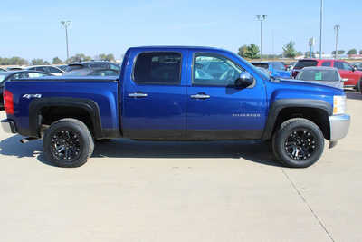 2012 Chevrolet 1500 Crew Cab, $9995. Photo 4