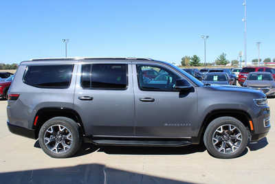 2023 Jeep Wagoneer, $54995. Photo 4