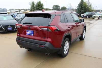 2020 Toyota RAV4, $25995. Photo 5