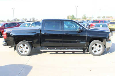 2018 Chevrolet 1500 Crew Cab, $24995. Photo 4