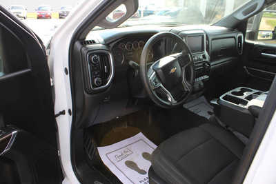 2021 Chevrolet 2500 Crew Cab, $45995. Photo 12