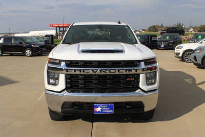 2021 Chevrolet 2500 Crew Cab, $45995. Photo 2