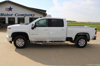 2021 Chevrolet 2500 Crew Cab, $45995. Photo 8