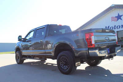 2017 Ford F250 Crew Cab, $39995. Photo 7