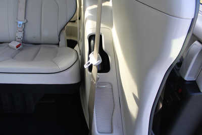 2021 Chrysler Pacifica, $24995. Photo 12