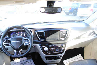 2018 Chrysler Pacifica, $17995. Photo 12