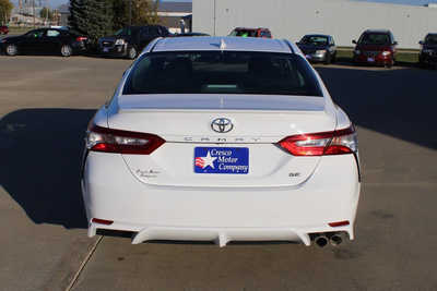 2020 Toyota Camry, $13995. Photo 6