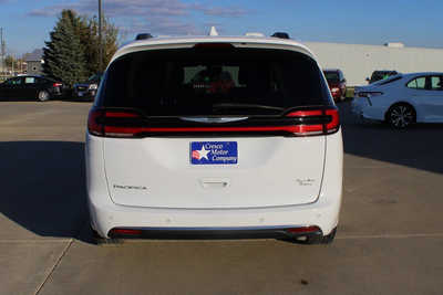 2022 Chrysler Pacifica, $19995. Photo 6