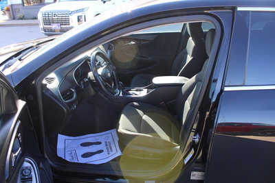 2019 Chevrolet Malibu, $16995. Photo 9