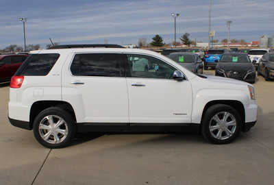 2017 GMC Terrain, $8995. Photo 4