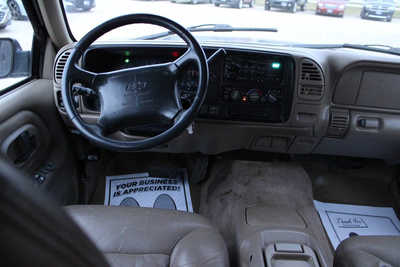 1997 Chevrolet Tahoe, $1995. Photo 10