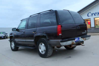 1997 Chevrolet Tahoe, $1995. Photo 7