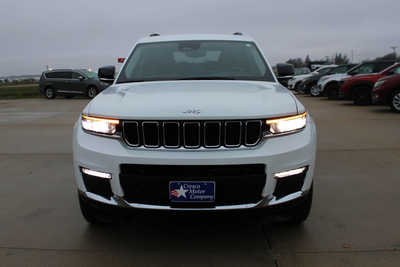 2023 Jeep Grand Cherokee L, $31995. Photo 2