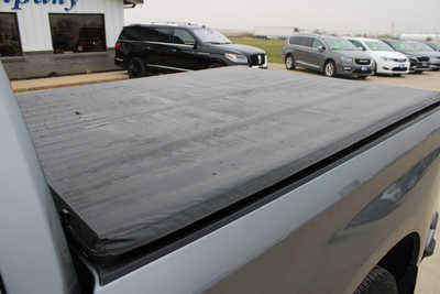 2019 Chevrolet 1500 Ext Cab, $28995. Photo 9