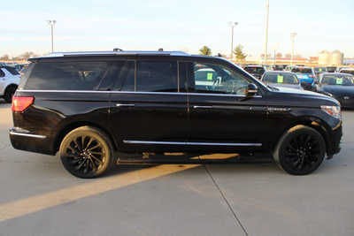 2020 Lincoln Navigator L, $35995. Photo 4