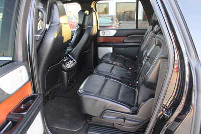 2020 Lincoln Navigator L, $35995. Photo 9